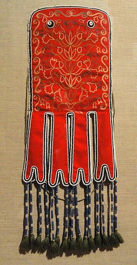 Octopus Bag, Athapaskan People, wool with beaded decoration.